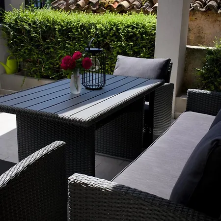 Amelie A4 Апартаменты *